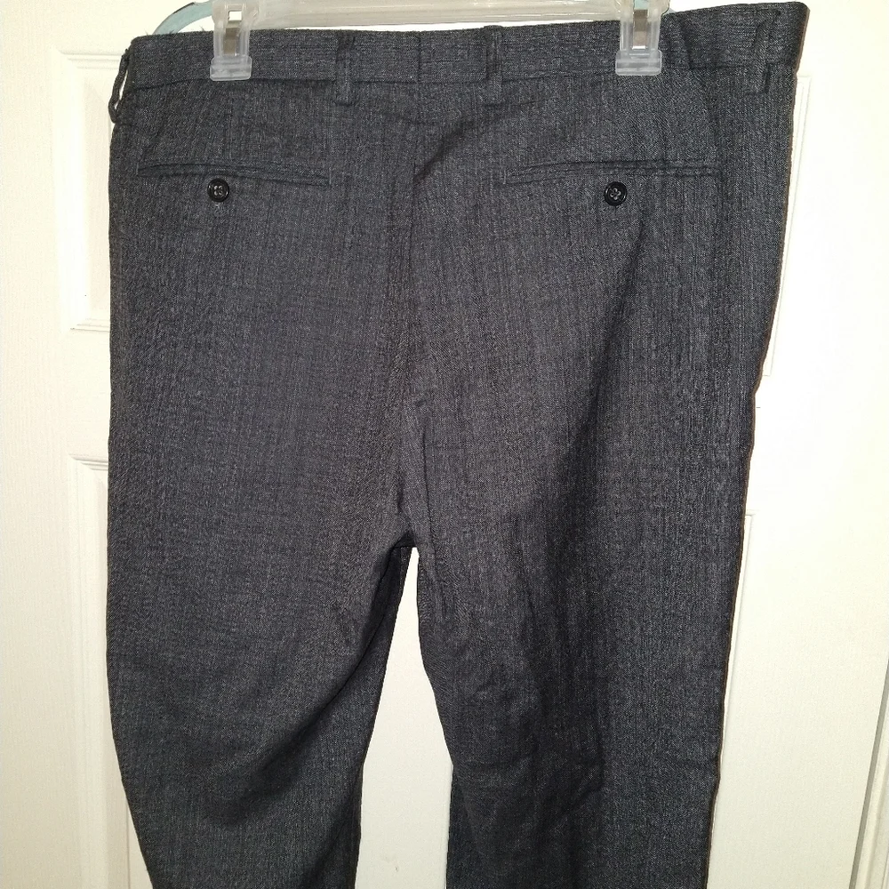 Banana Republic Modern Slim Fit Chino Pants Men's sz 36x26. - Picture 5 of 7